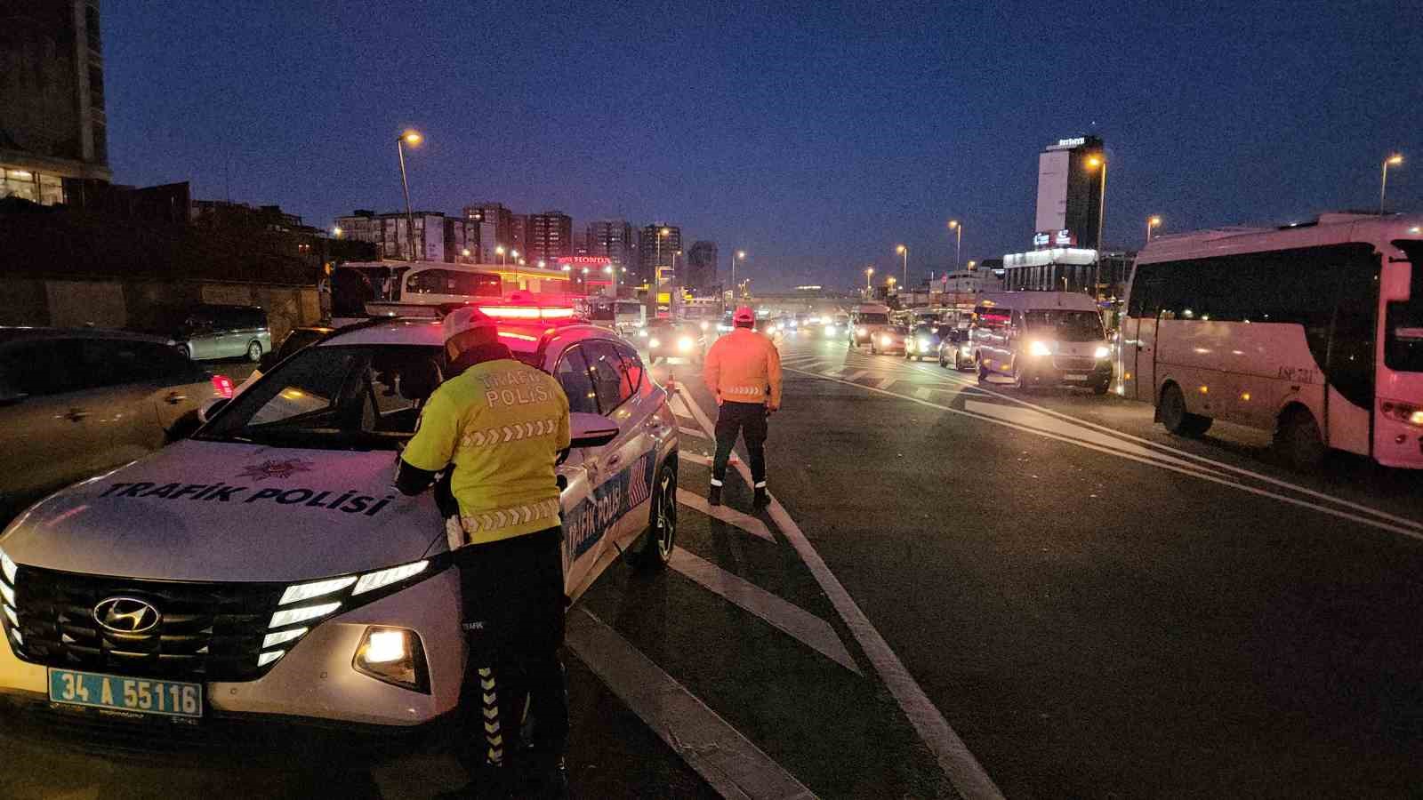 Zeytinburnu’nda dron destekli "kaynakçı" denetimi: 37 sürücüye ceza kesildi
