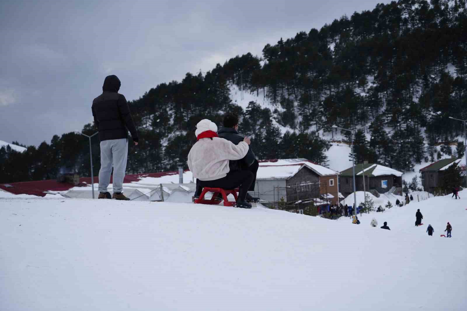 Zigana Dağı sömestir tatili boyunca 80 bin ziyaretçiyi ağırladı
