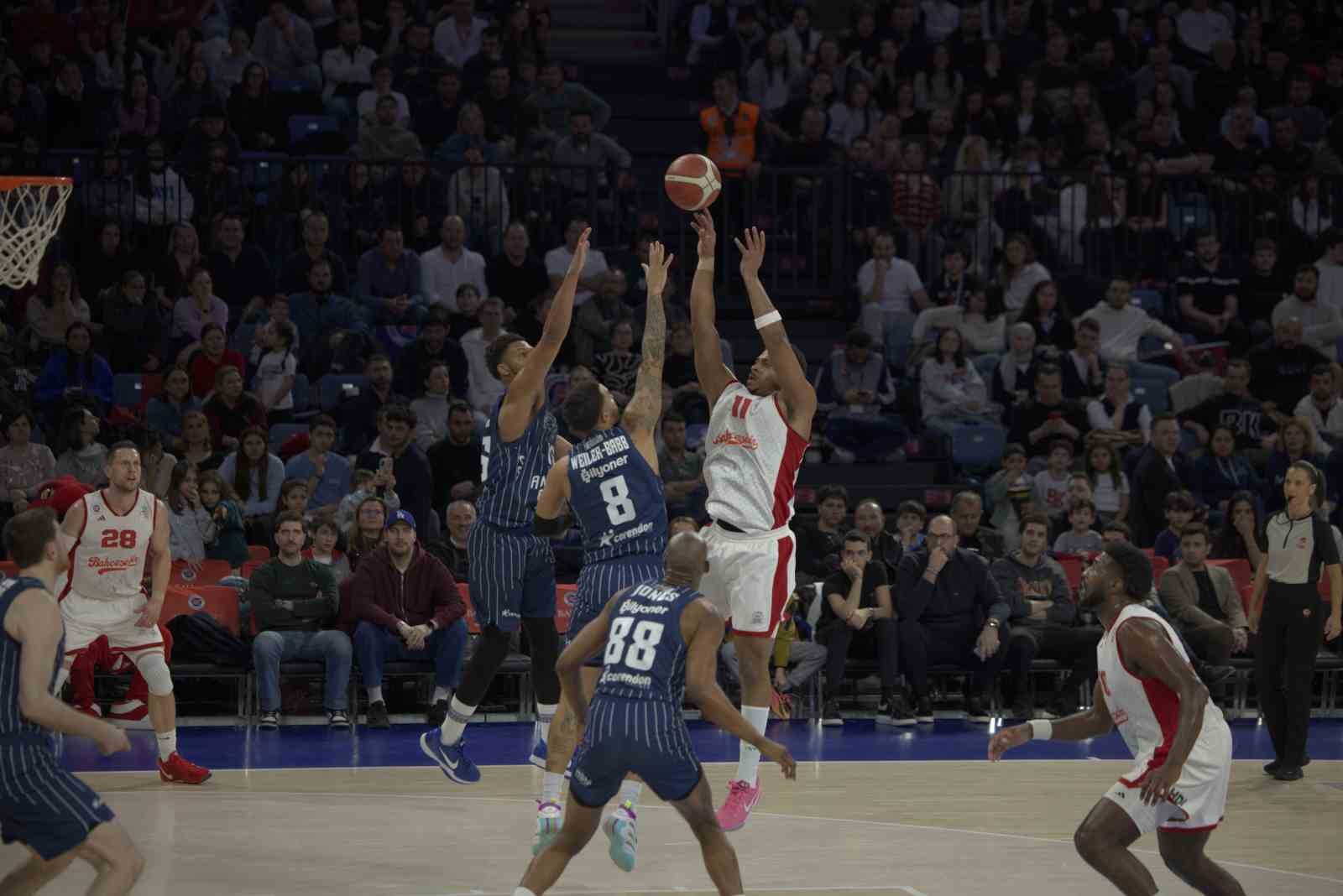 Ziraat Bankası Erkekler Türkiye Kupası: Bahçeşehir Koleji: 67 - A. Efes: 88
