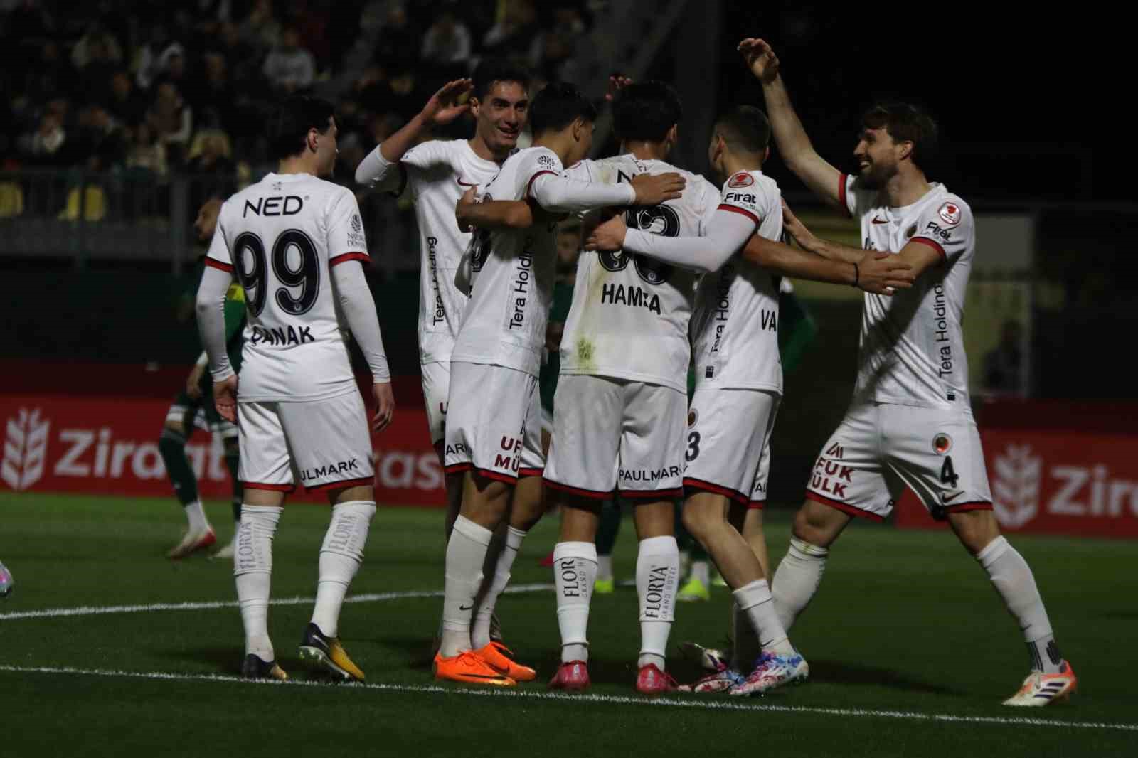 Ziraat Türkiye Kupası: Aliağa FK: 1 - Gençlerbirliği: 3 (Maç sonucu)
