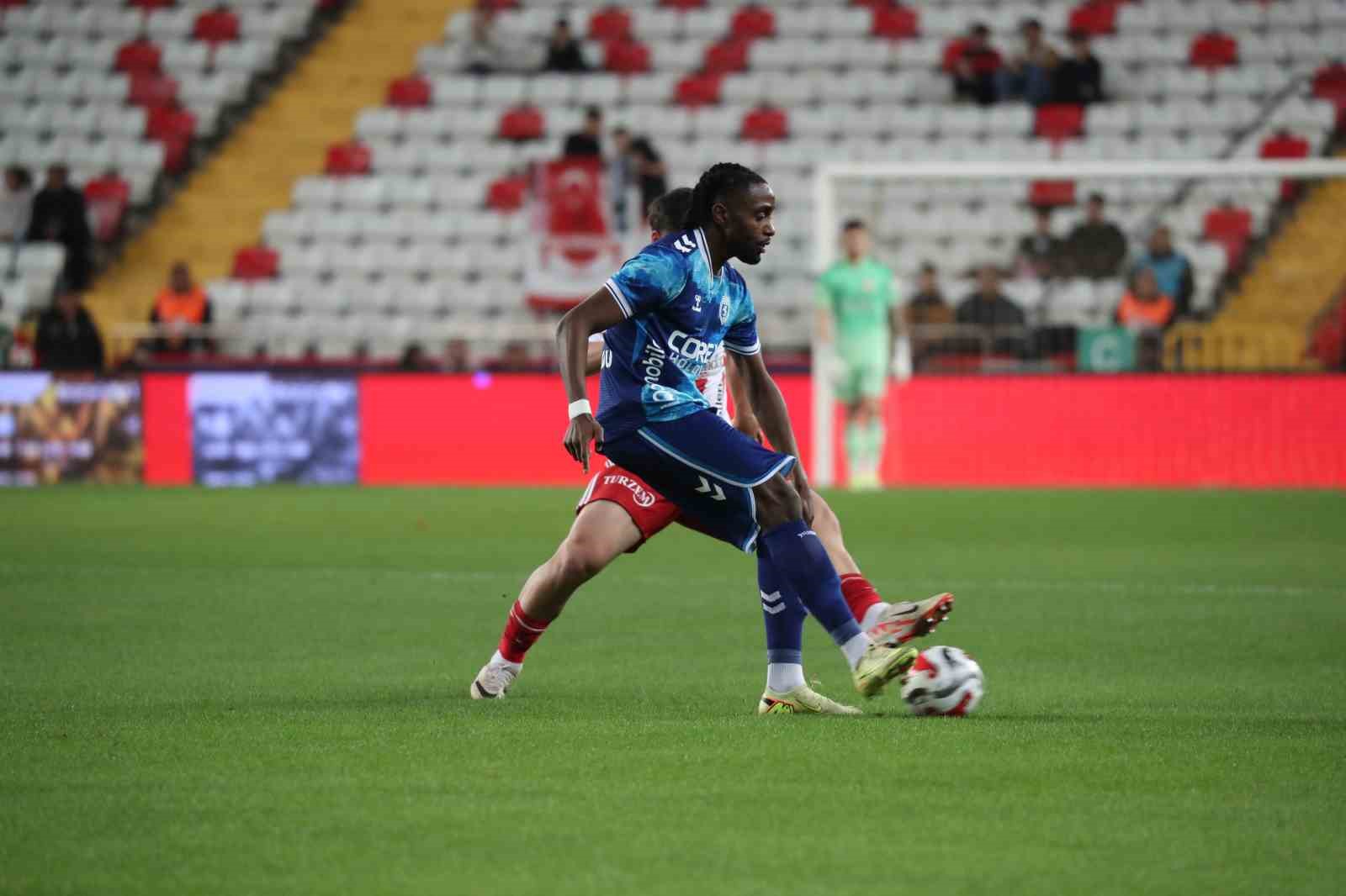 Ziraat Türkiye Kupası: Antalyaspor: 0 - Samsunspor: 0 (İlk yarı)
