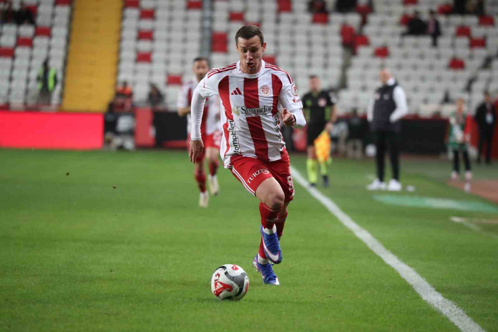 Ziraat Türkiye Kupası: Antalyaspor: 0 - Samsunspor: 0 (İlk yarı)
