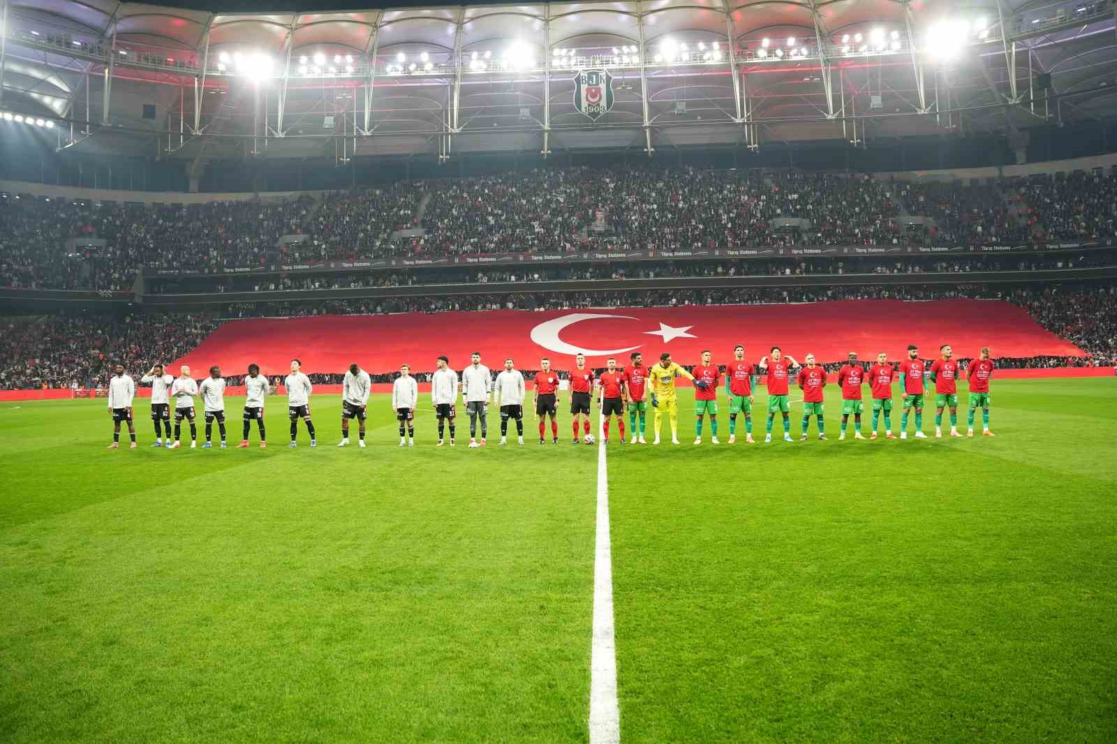 Ziraat Türkiye Kupası: Beşiktaş: 0 - Alanyaspor: 0 (Maç devam ediyor)
