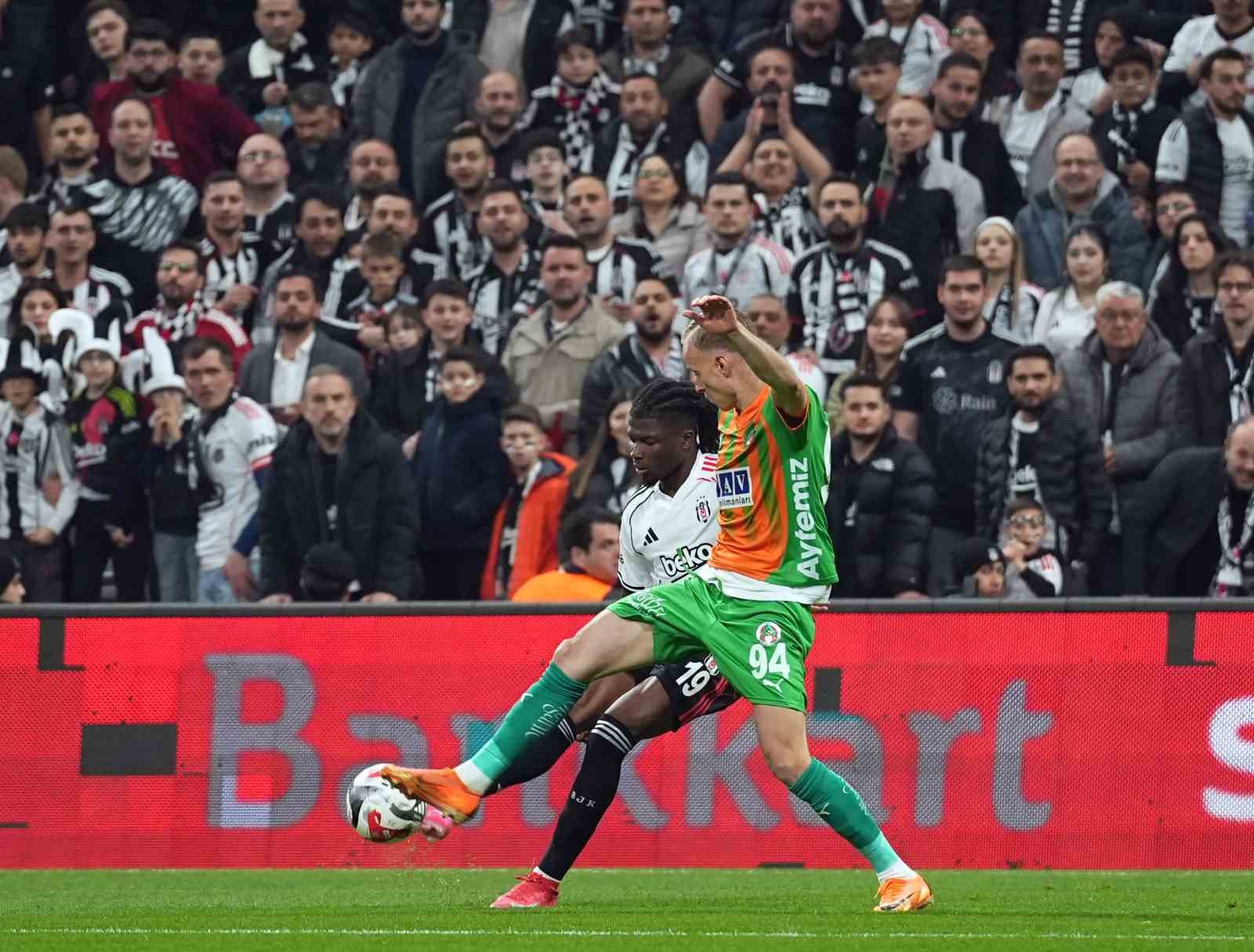 Ziraat Türkiye Kupası: Beşiktaş: 0 - Alanyaspor: 0 (Maç devam ediyor)
