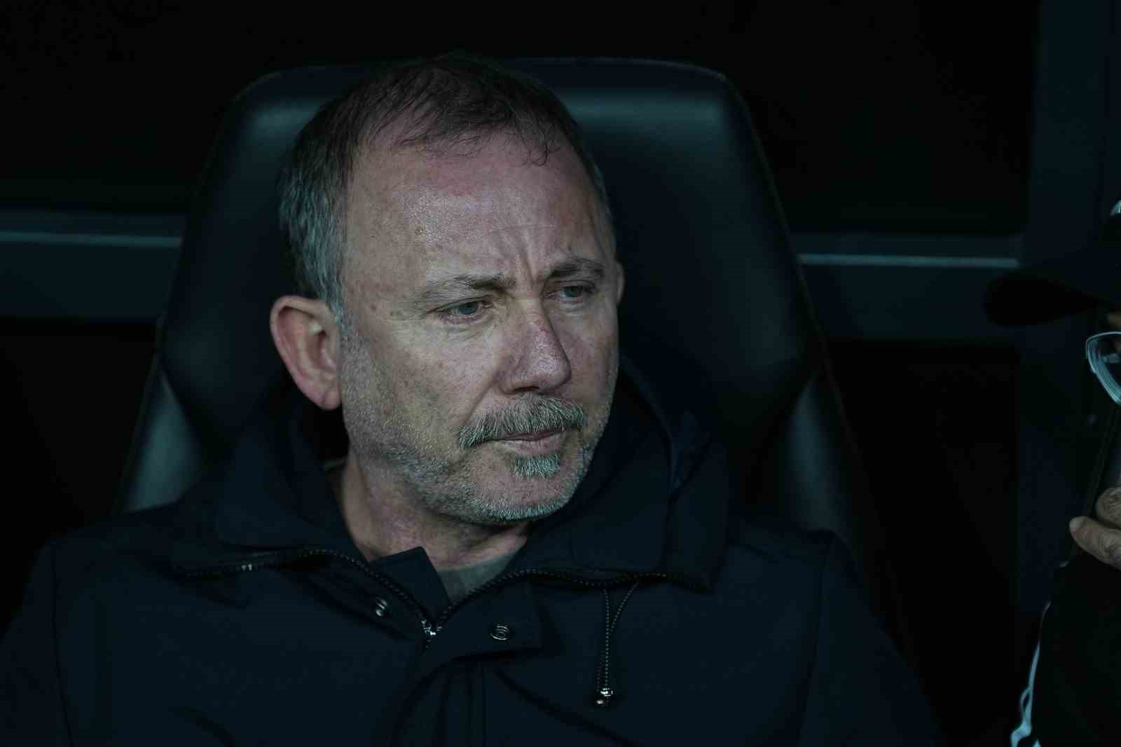 Ziraat Türkiye Kupası: Beşiktaş: 0 - Çaykur Rizespor: 0 (Maç devam ediyor)
