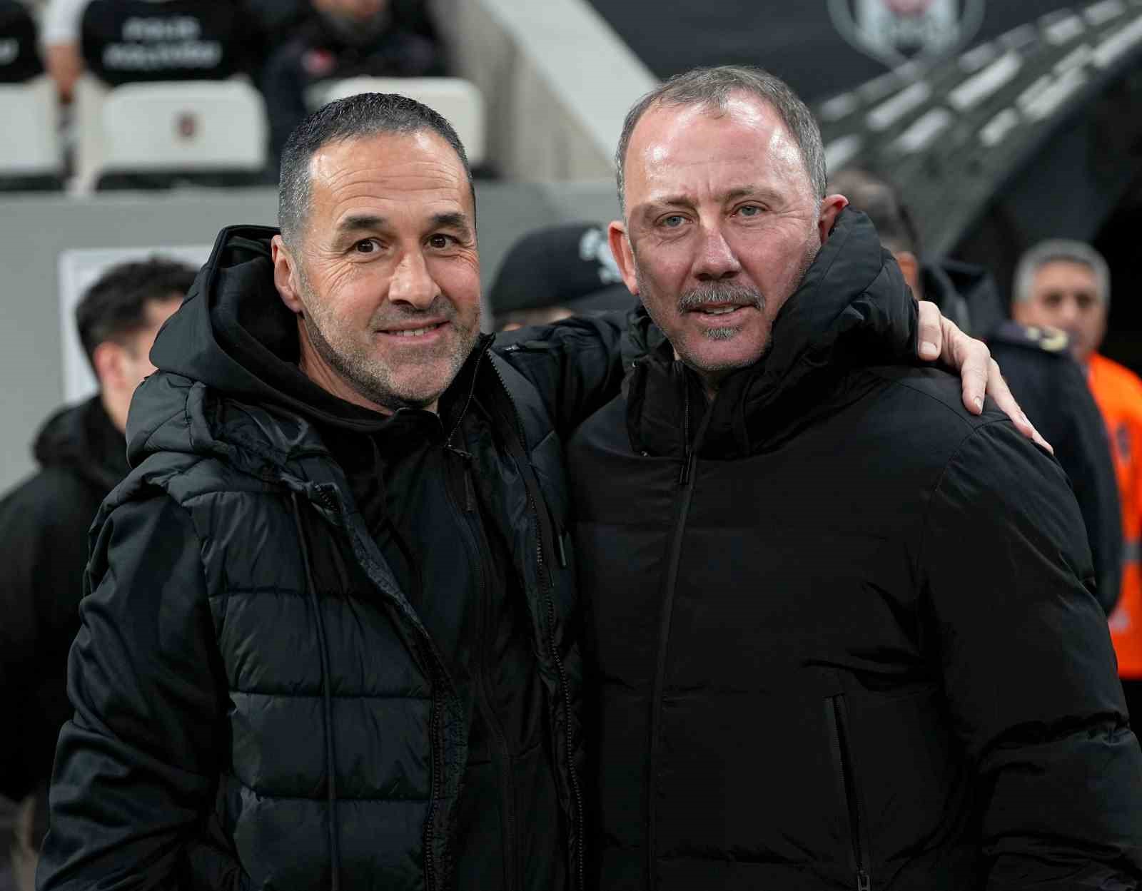 Ziraat Türkiye Kupası: Beşiktaş: 1 - Ankara Keçiörengücü: 0 (Maç devam ediyor)
