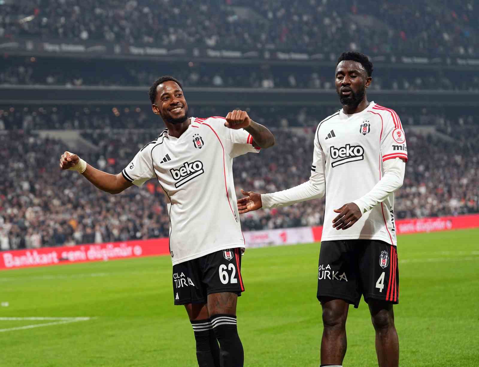 Ziraat Türkiye Kupası: Beşiktaş: 3 - Corendon Alanyaspor: 0 (Maç sonucu)
