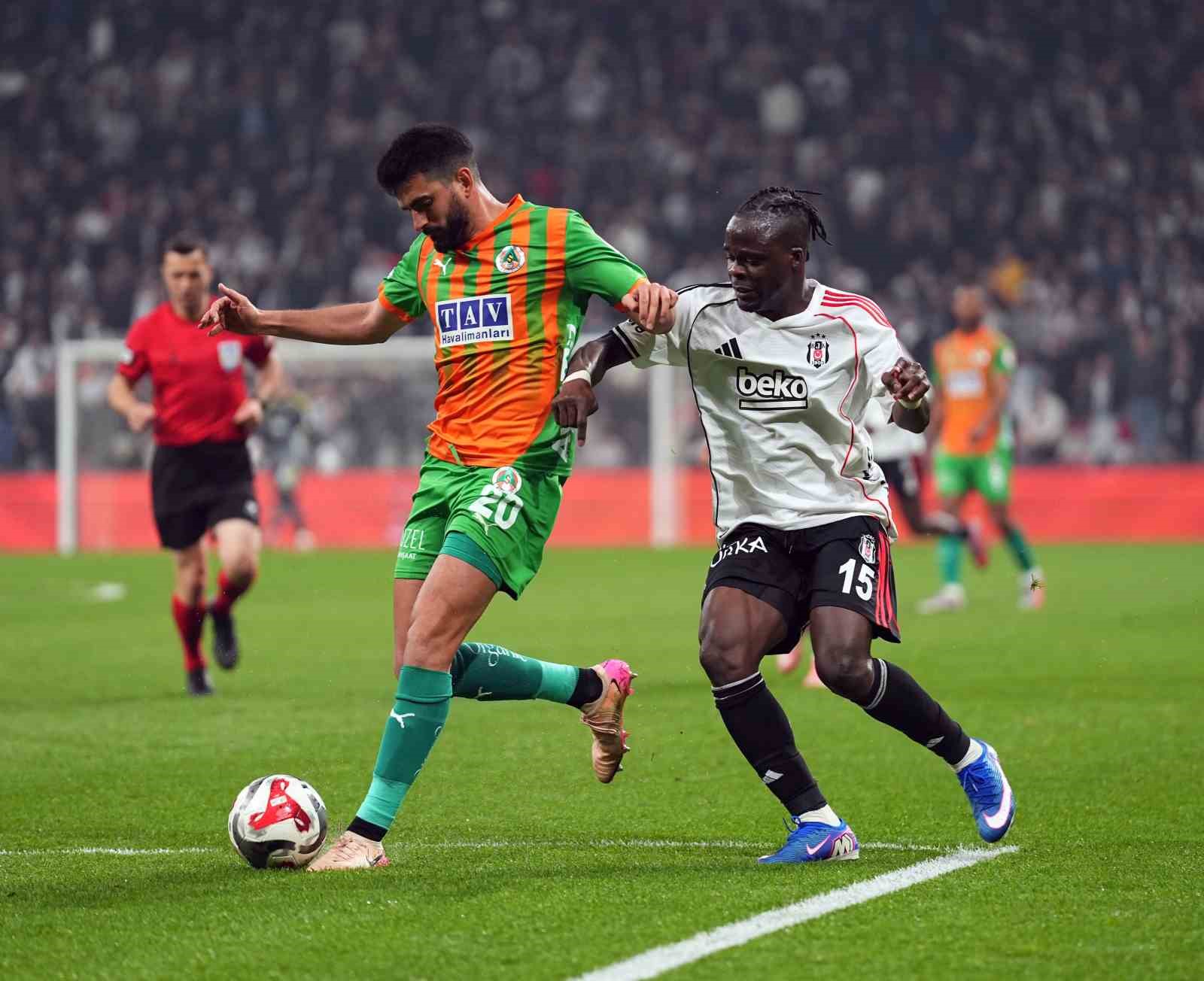 Ziraat Türkiye Kupası: Beşiktaş: 3 - Corendon Alanyaspor: 0 (Maç sonucu)
