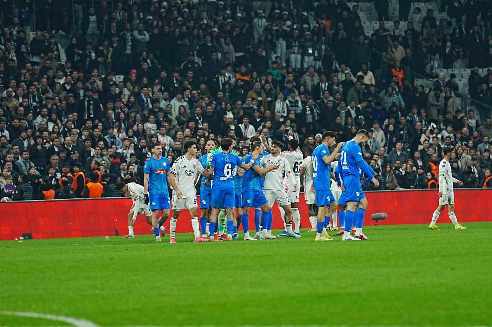 Ziraat Türkiye Kupası: Beşiktaş: 4 - Çaykur Rizespor: 1 (Maç sonucu)
Ziraat Türkiye Kupası: Beşiktaş: 4 - Çaykur Rizespor: 1 (Maç sonucu)