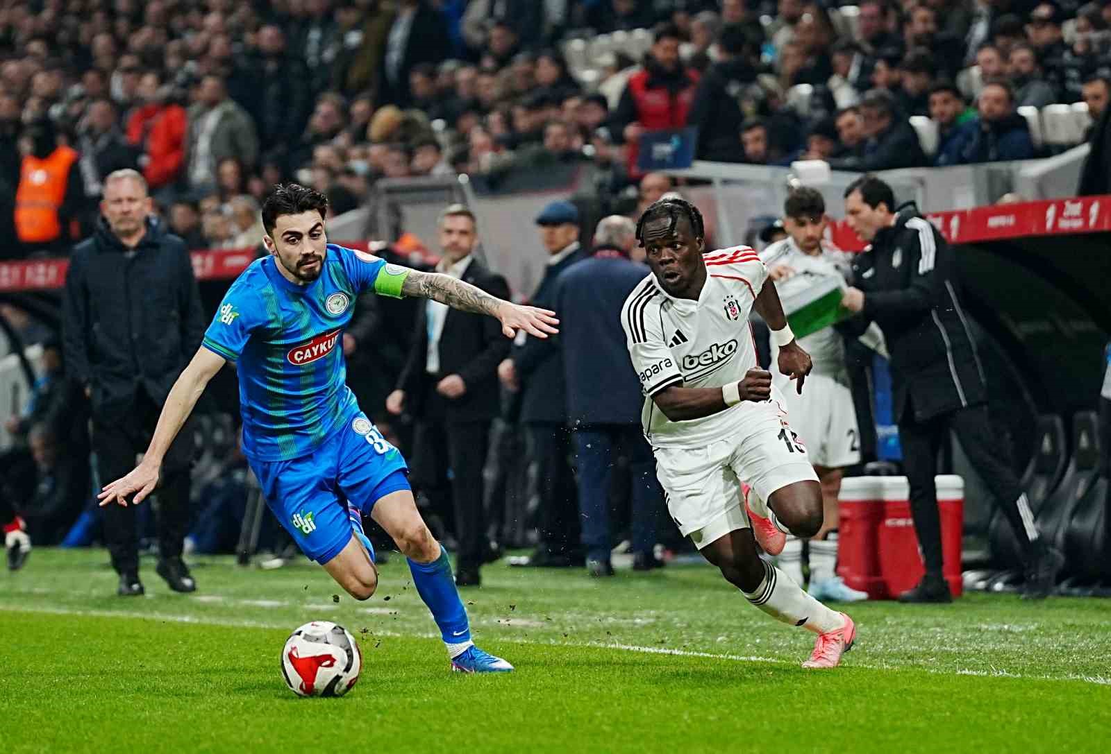 Ziraat Türkiye Kupası: Beşiktaş: 4 - Çaykur Rizespor: 1 (Maç sonucu)
Ziraat Türkiye Kupası: Beşiktaş: 4 - Çaykur Rizespor: 1 (Maç sonucu)