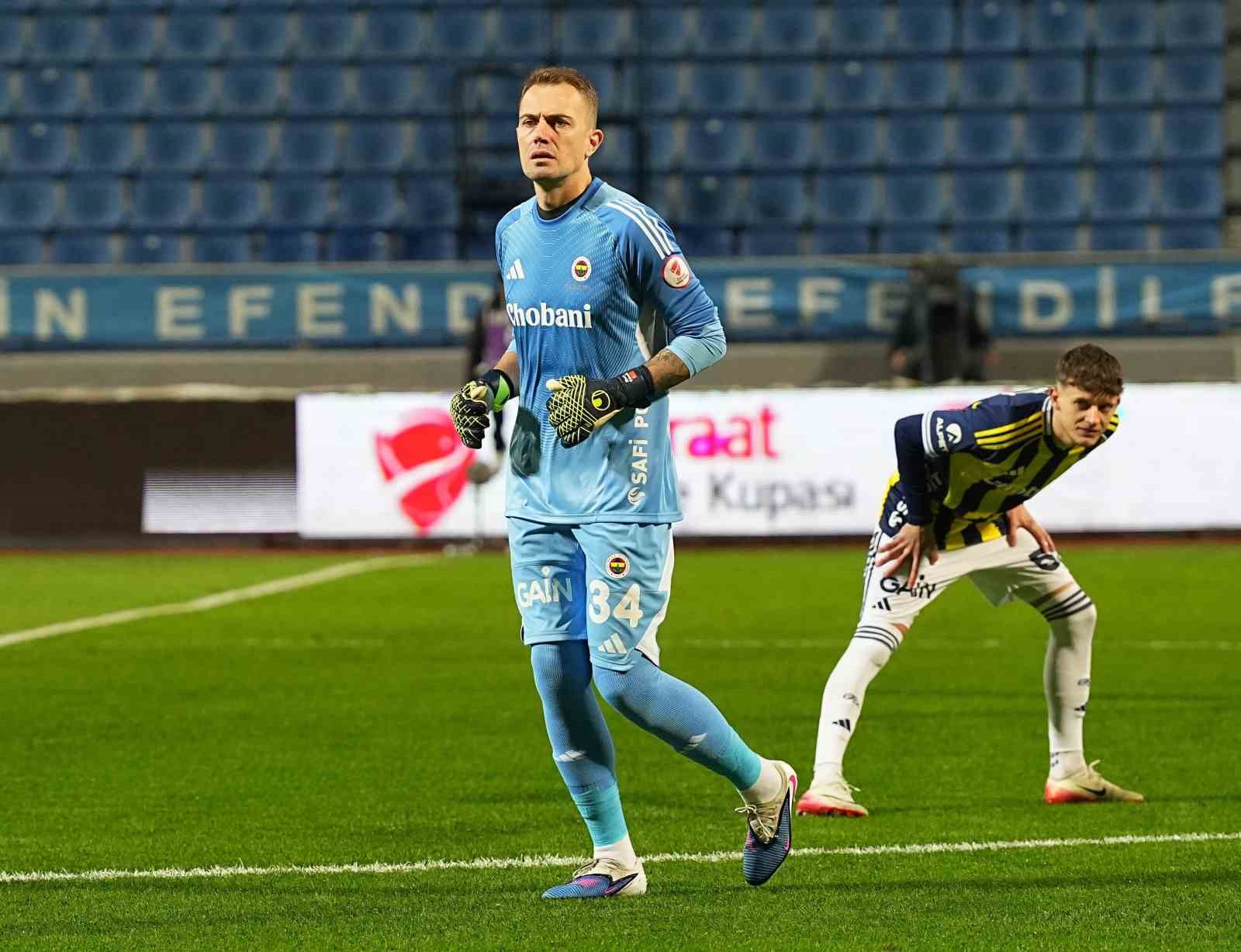 Ziraat Türkiye Kupası: Beyoğlu Yeni Çarşı: 0 - Fenerbahçe: 0 (Maç devam ediyor)
