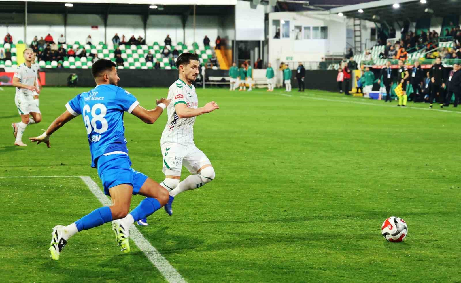 Ziraat Türkiye Kupası: Bodrum FK: 0 - Konyaspor: 1 (İlk yarı)
Ziraat Türkiye Kupası: Bodrum FK: 0 - Konyaspor: 1 (İlk yarı)