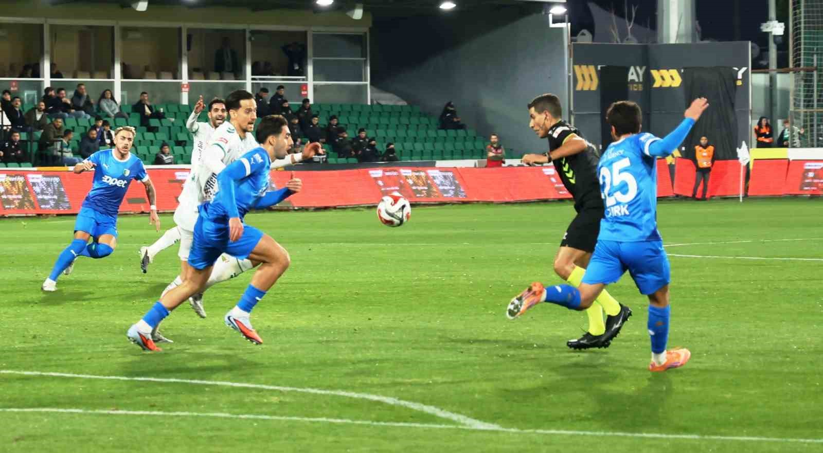 Ziraat Türkiye Kupası: Bodrum FK: 0 - Konyaspor: 1 (İlk yarı)
Ziraat Türkiye Kupası: Bodrum FK: 0 - Konyaspor: 1 (İlk yarı)