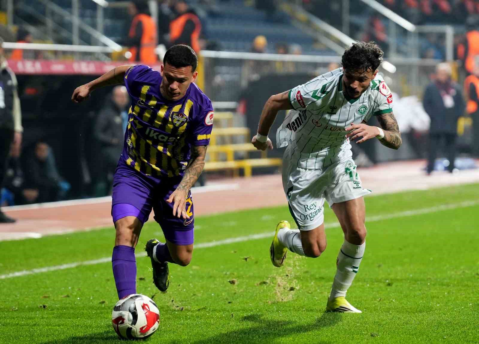 Ziraat Türkiye Kupası: Eyüpspor: 0 - Konyaspor: 1 (İlk yarı)
