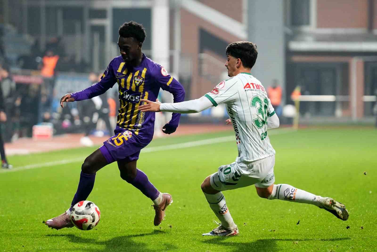 Ziraat Türkiye Kupası: Eyüpspor: 0 - Konyaspor: 1 (İlk yarı)
