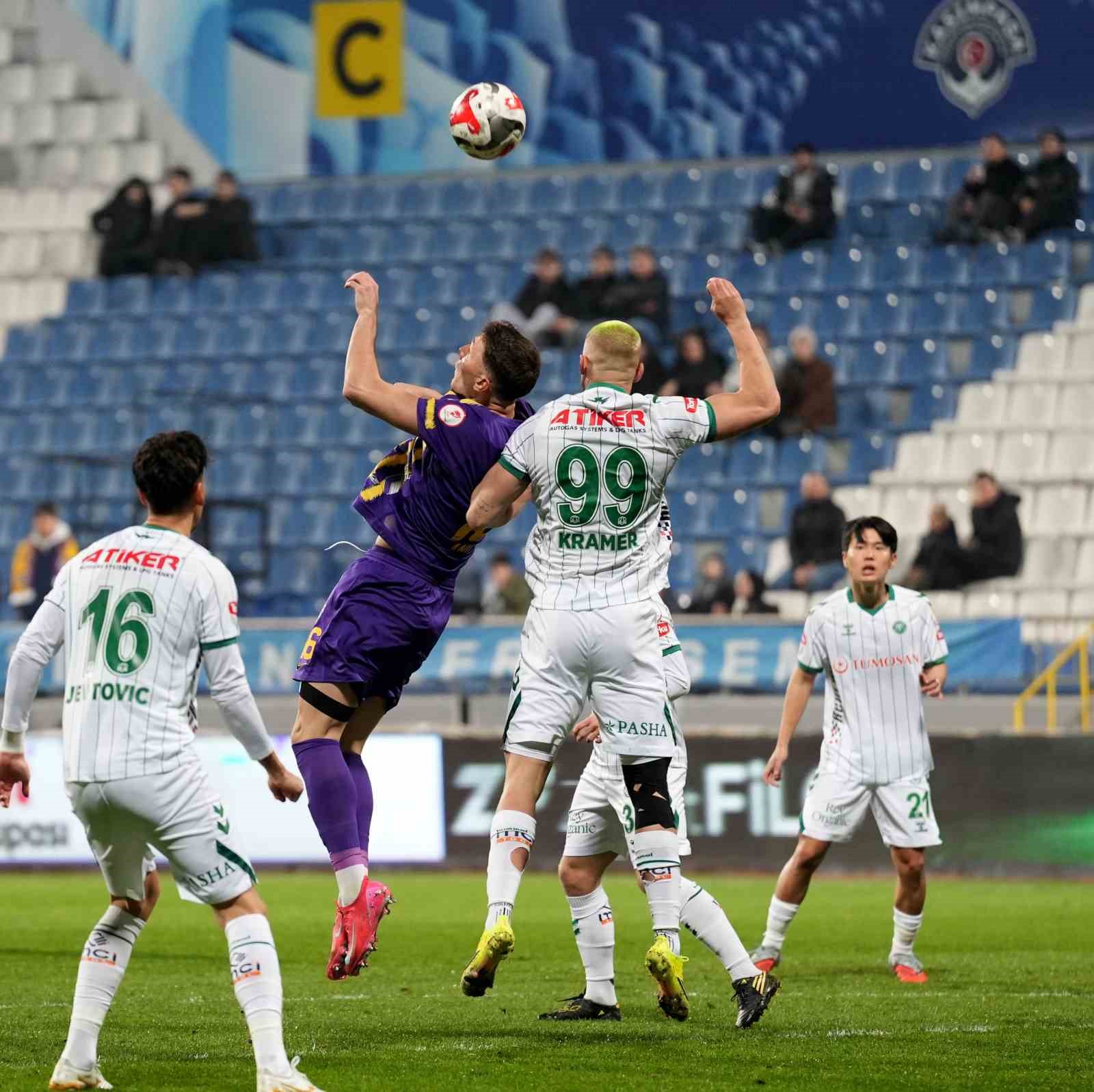 Ziraat Türkiye Kupası: Eyüpspor: 0 - Konyaspor: 1 (Maç devam ediyor)
