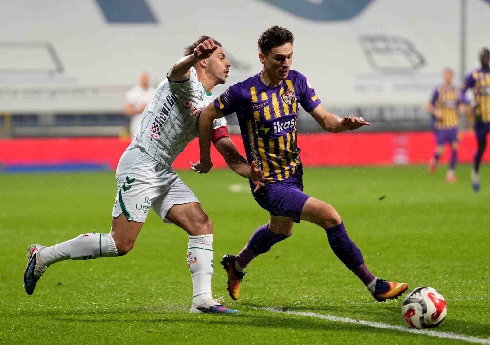 Ziraat Türkiye Kupası: Eyüpspor: 0 - Konyaspor: 1 (Maç devam ediyor)
