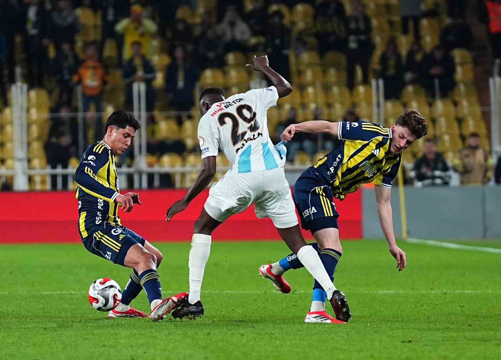 Ziraat Türkiye Kupası: Fenerbahçe: 0 - Erzurumspor FK: 1 (İlk yarı)
