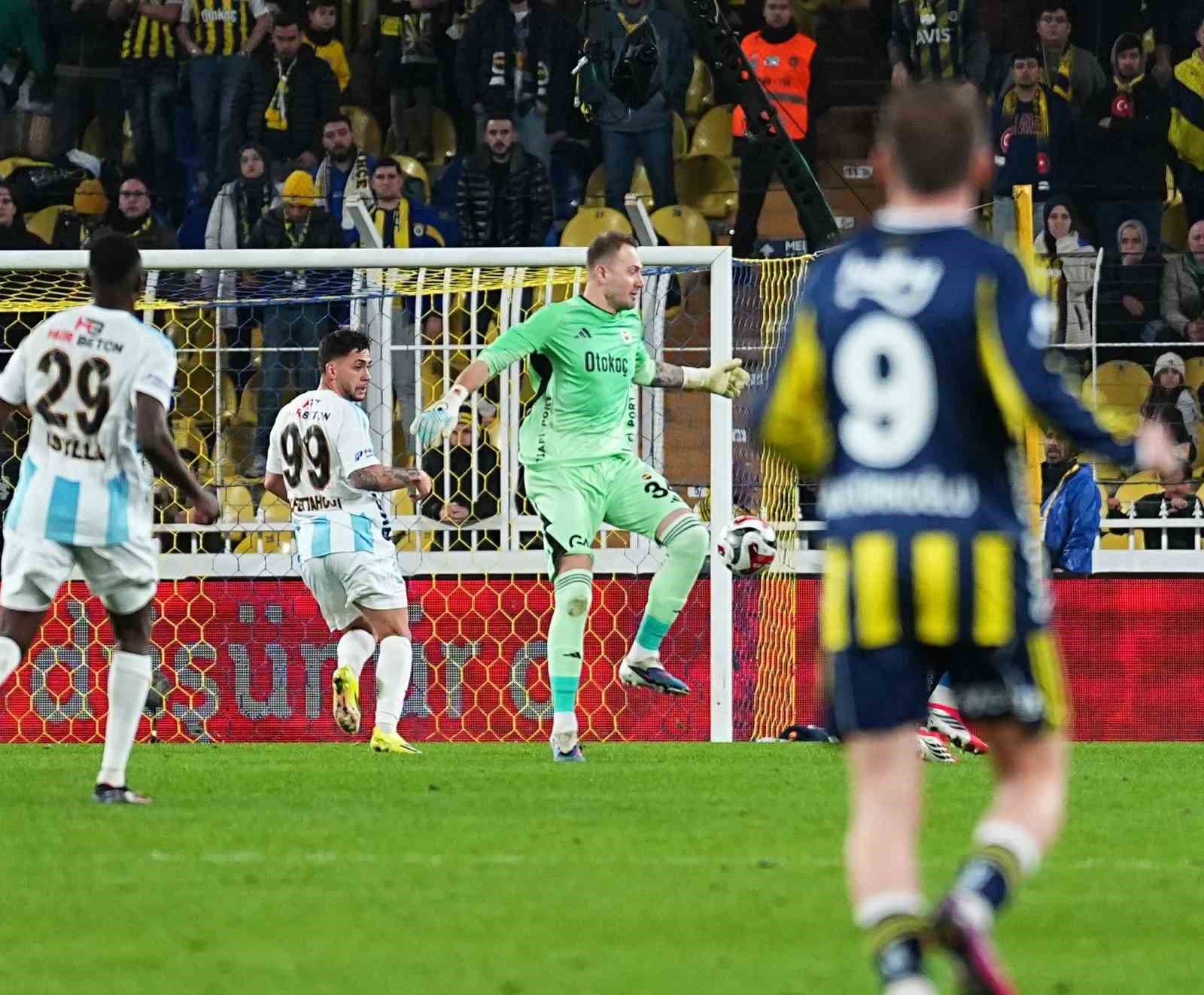 Ziraat Türkiye Kupası: Fenerbahçe: 0 - Erzurumspor FK: 1 (İlk yarı)
