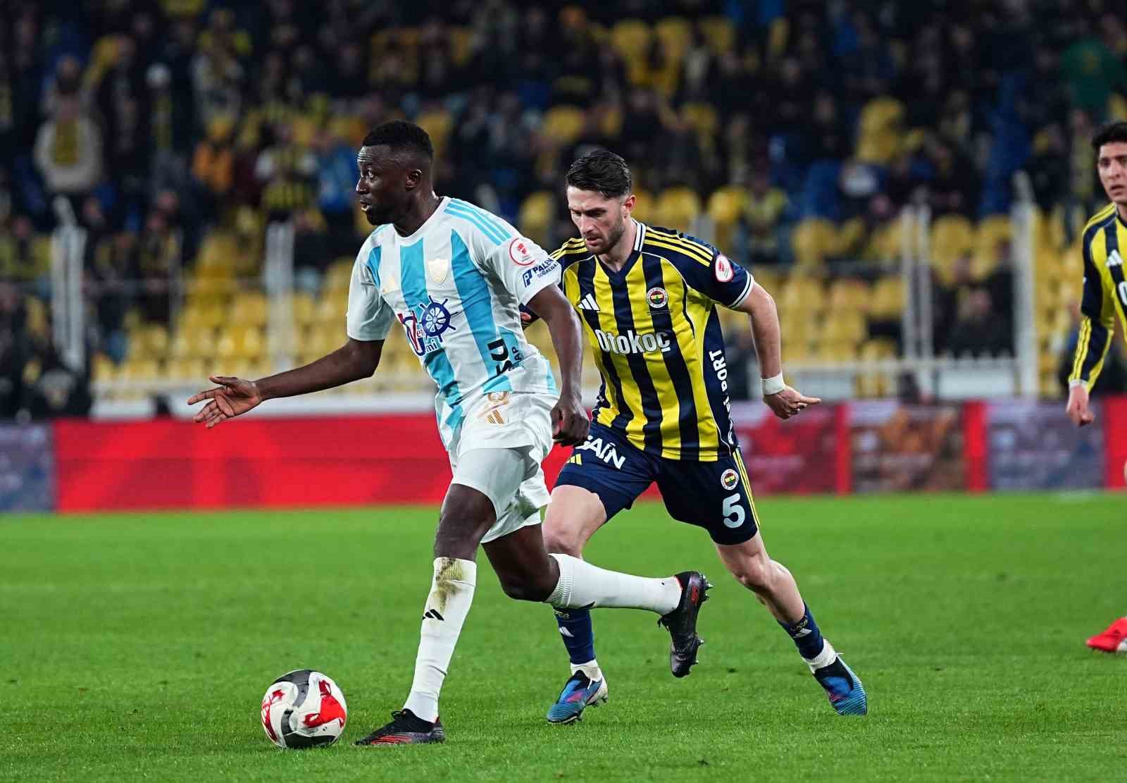 Ziraat Türkiye Kupası: Fenerbahçe: 0 - Erzurumspor FK: 1 (İlk yarı)
