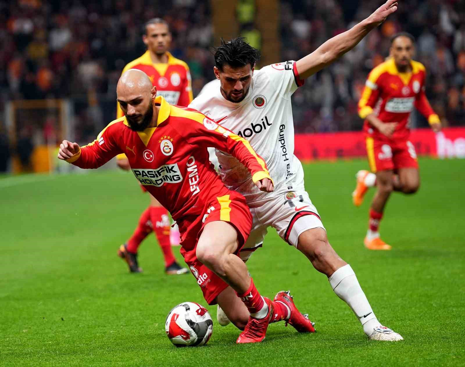 Ziraat Türkiye Kupası: Galatasaray: 0 - Gençlerbirliği: 0 (İlk yarı)
