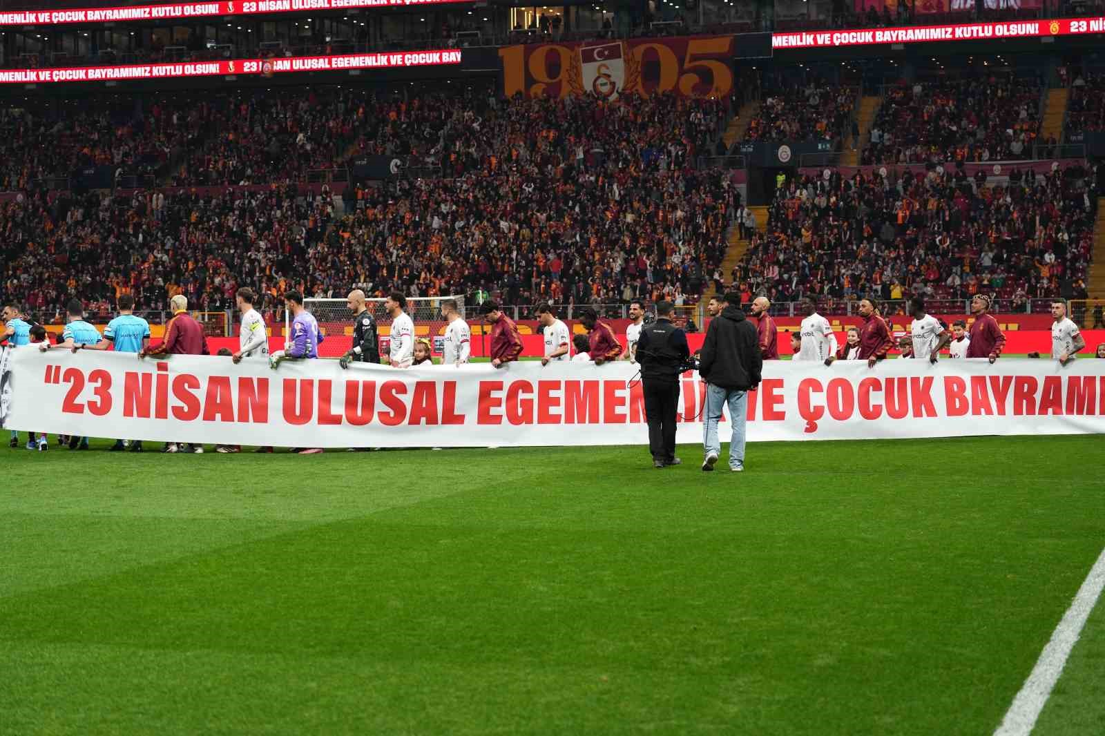 Ziraat Türkiye Kupası: Galatasaray: 0 - Gençlerbirliği: 0 (Maç devam ediyor)
