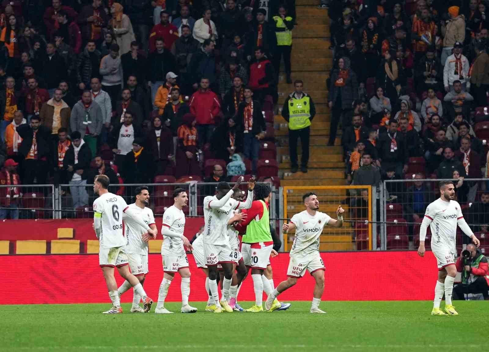 Ziraat Türkiye Kupası: Galatasaray: 0 - Gençlerbirliği: 2 (Maç sonucu)
