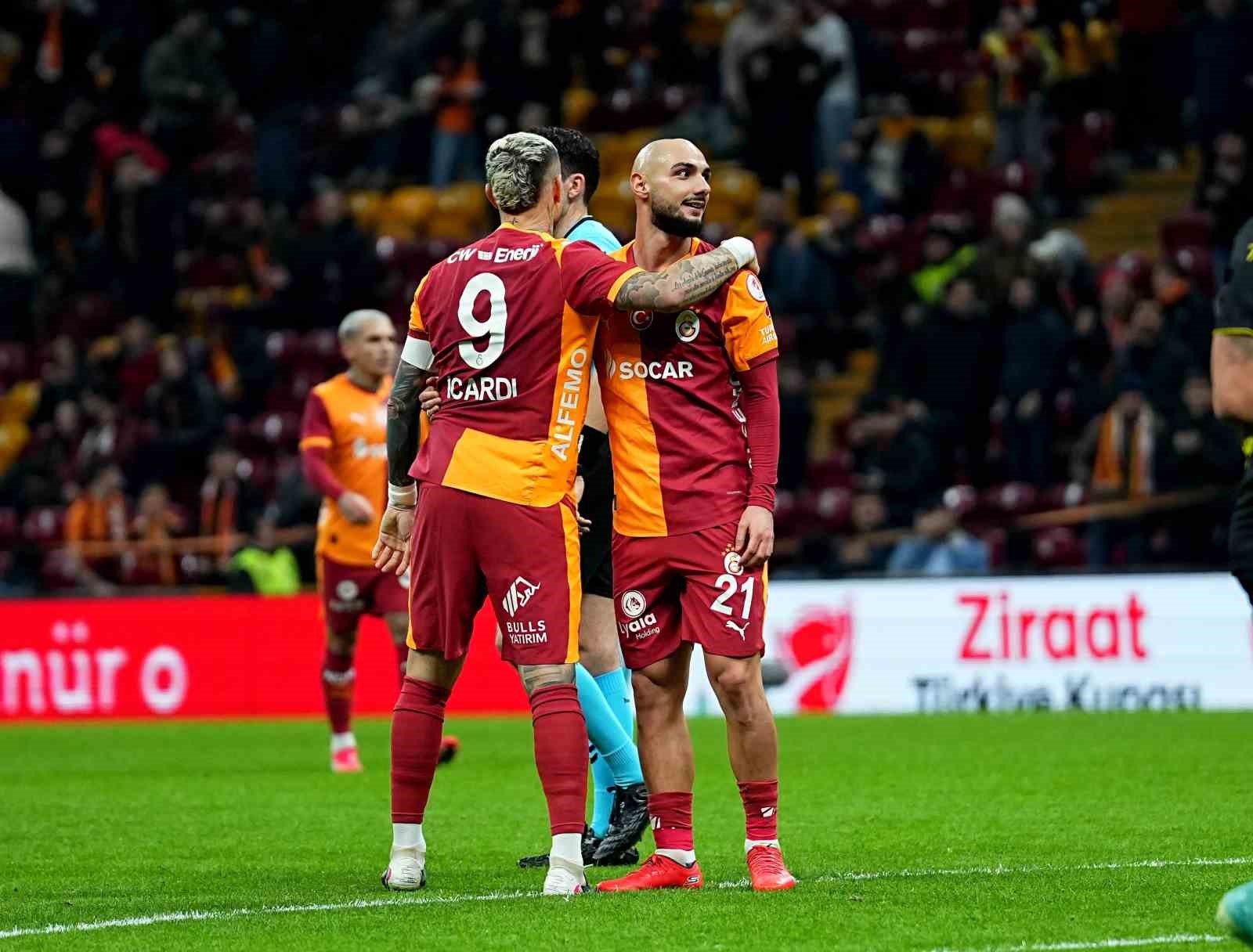 Ziraat Türkiye Kupası: Galatasaray: 3 - İstanbulspor: 1 (İlk yarı)
