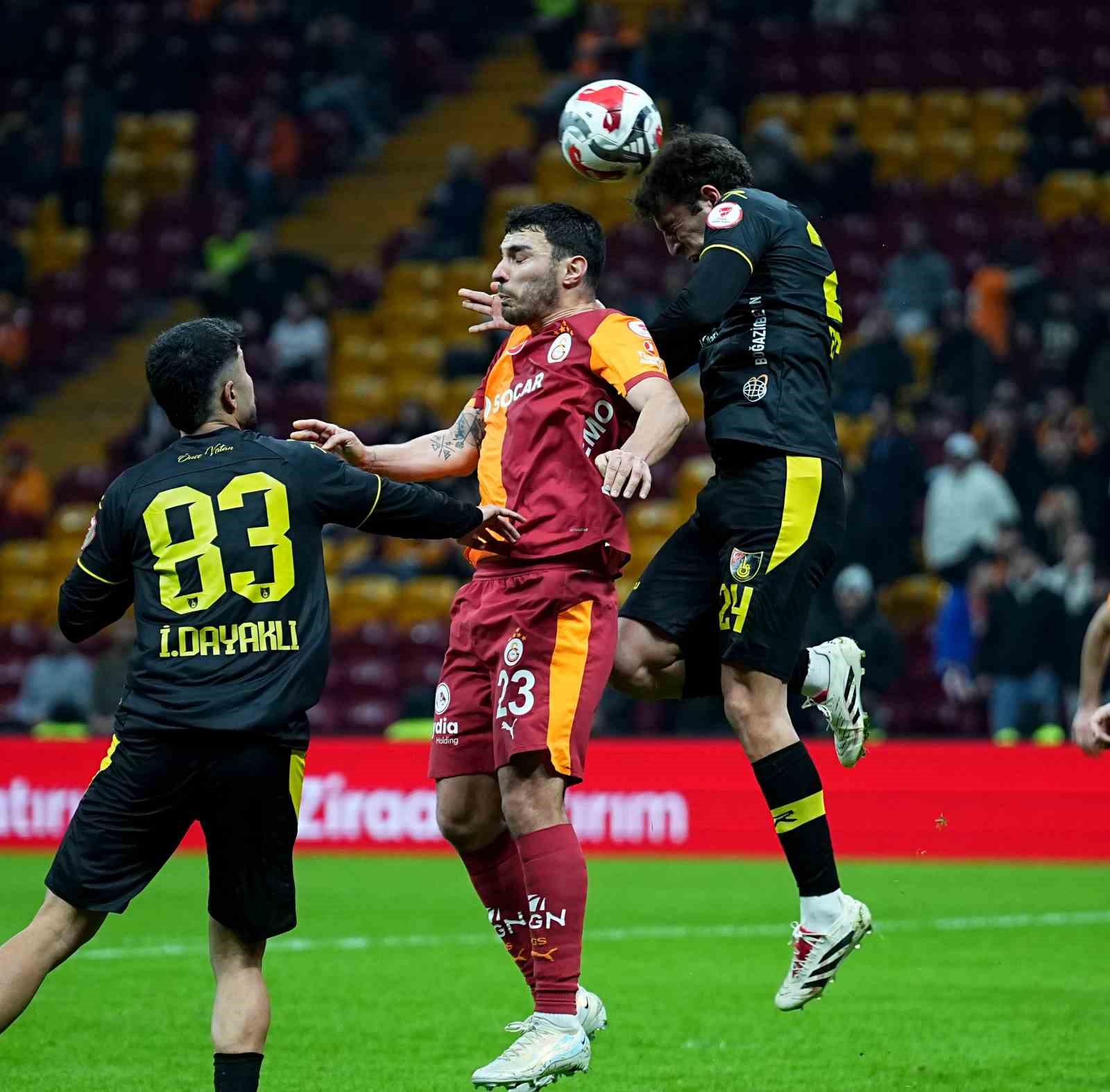 Ziraat Türkiye Kupası: Galatasaray: 3 - İstanbulspor: 1 (İlk yarı)
