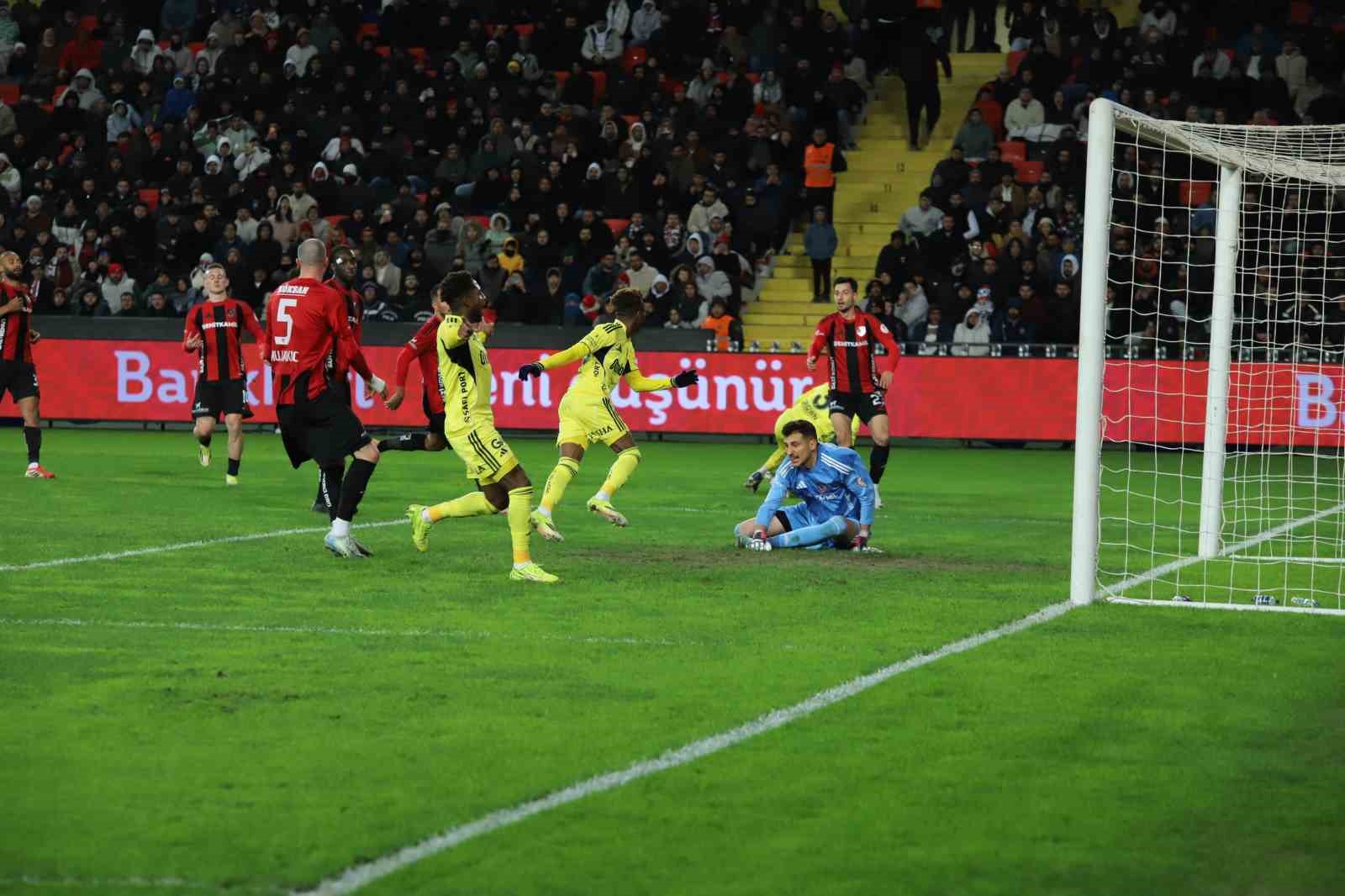 Ziraat Türkiye Kupası: Gaziantep FK: 0 - Fenerbahçe: 4 (Maç sonucu)
