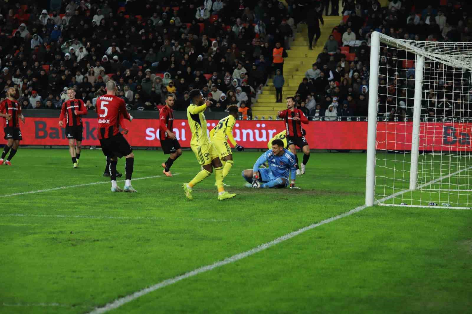 Ziraat Türkiye Kupası: Gaziantep FK: 0 - Fenerbahçe: 4 (Maç sonucu)
