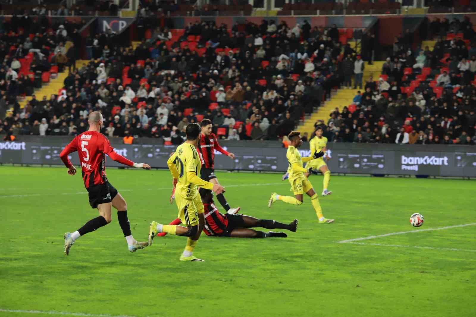 Ziraat Türkiye Kupası: Gaziantep FK: 0 - Fenerbahçe: 4 (Maç sonucu)
