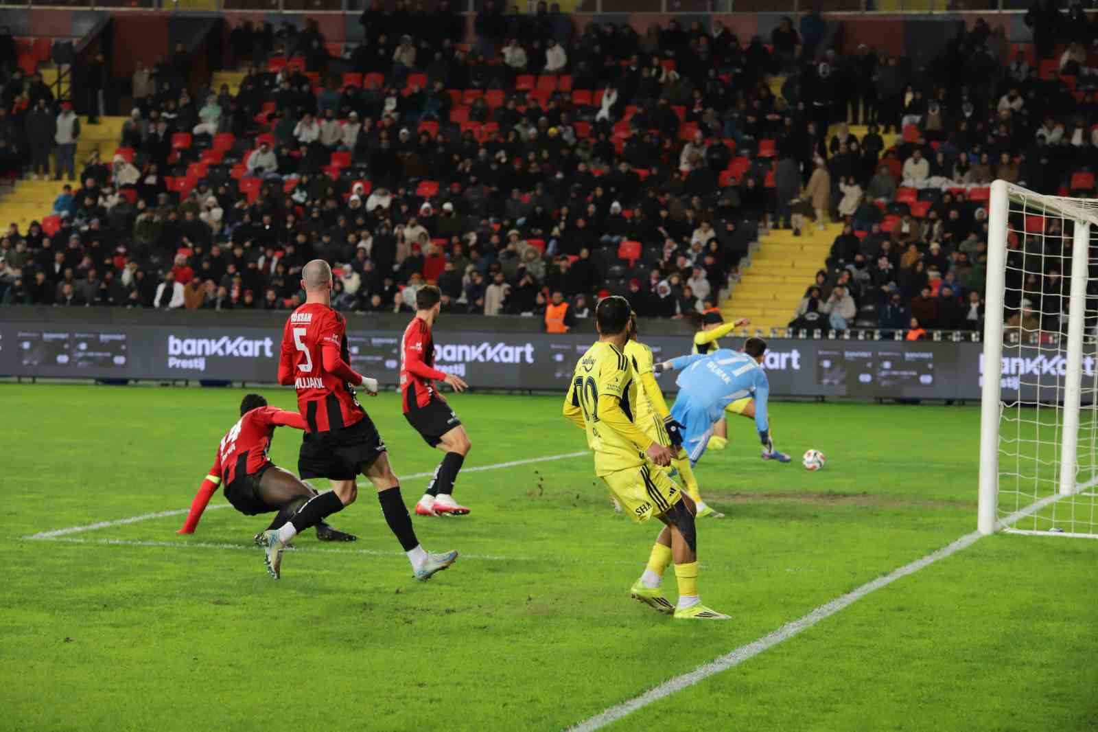 Ziraat Türkiye Kupası: Gaziantep FK: 0 - Fenerbahçe: 4 (Maç sonucu)
