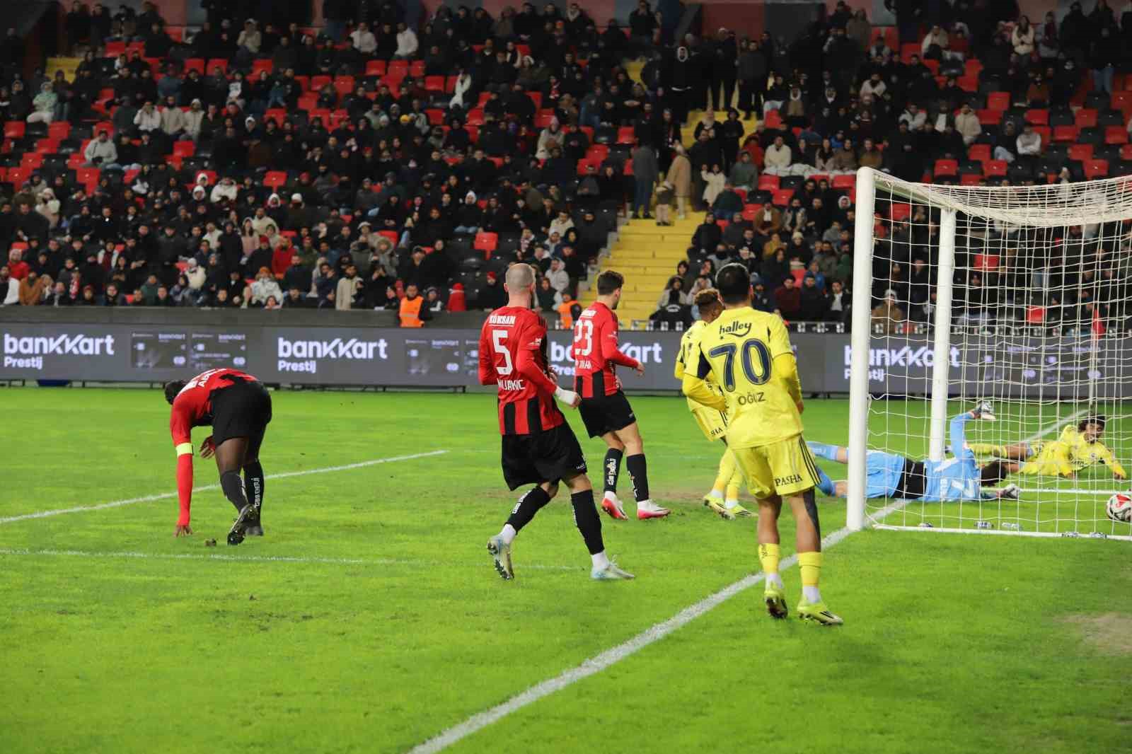 Ziraat Türkiye Kupası: Gaziantep FK: 0 - Fenerbahçe: 4 (Maç sonucu)
