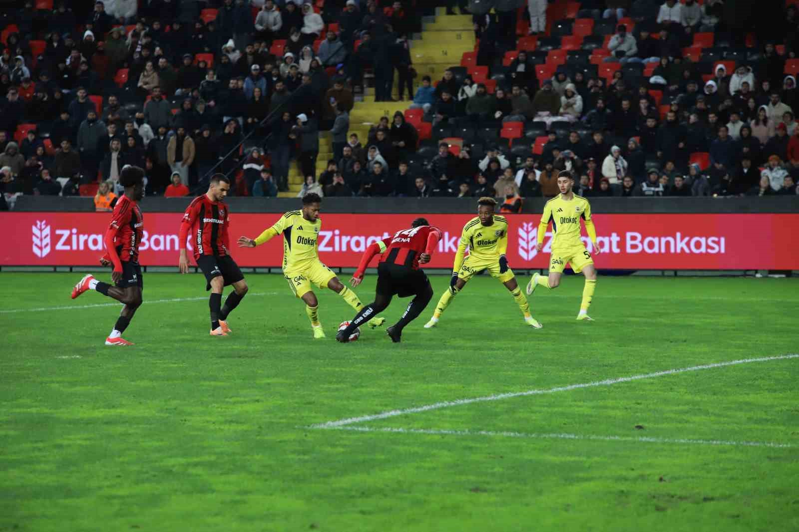 Ziraat Türkiye Kupası: Gaziantep FK: 0 - Fenerbahçe: 4 (Maç sonucu)
