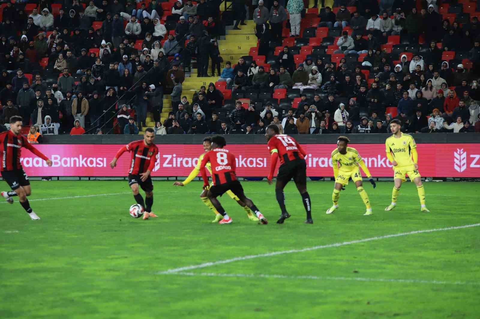 Ziraat Türkiye Kupası: Gaziantep FK: 0 - Fenerbahçe: 4 (Maç sonucu)
