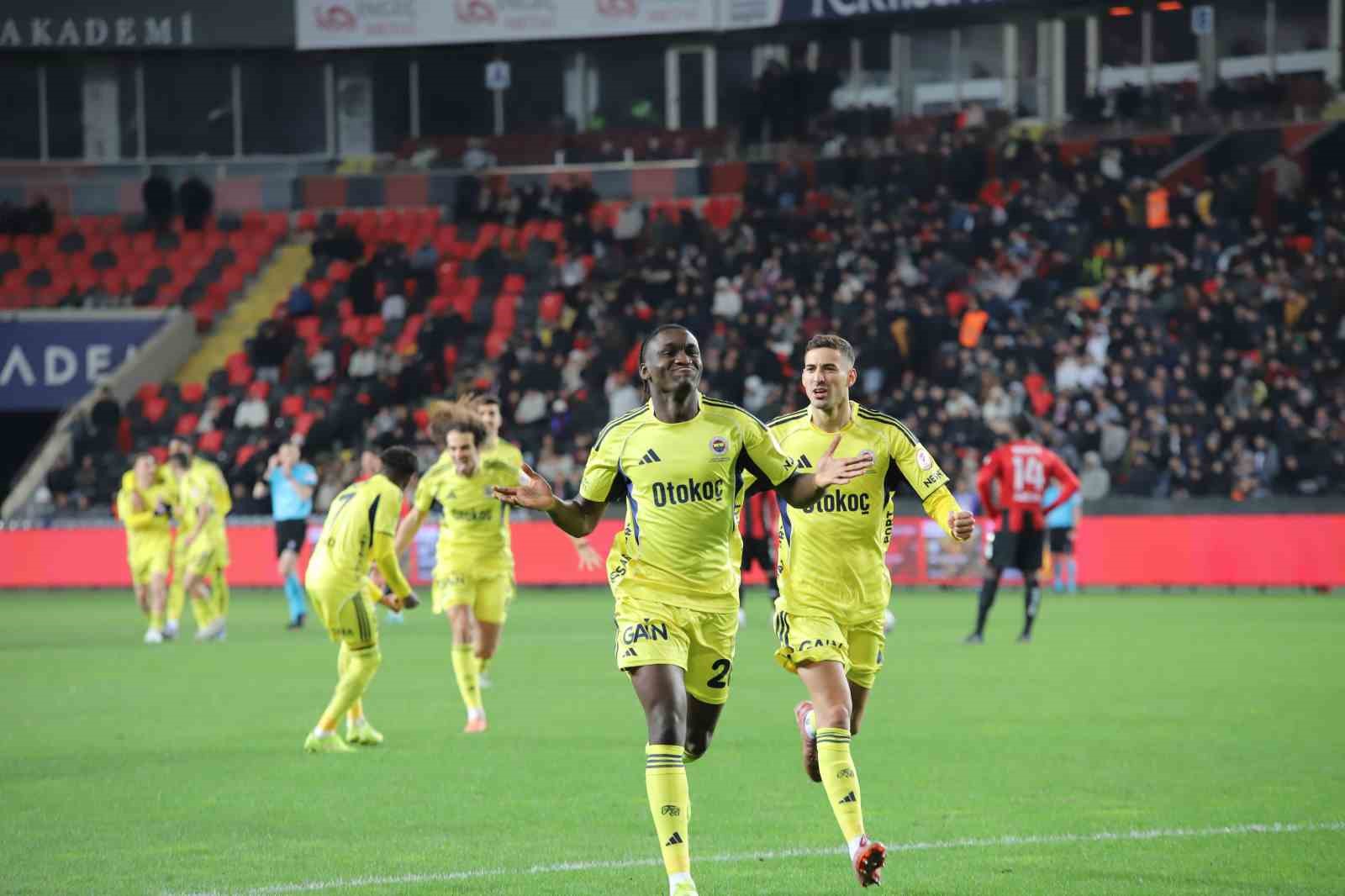 Ziraat Türkiye Kupası: Gaziantep FK: 0 - Fenerbahçe: 4 (Maç sonucu)
