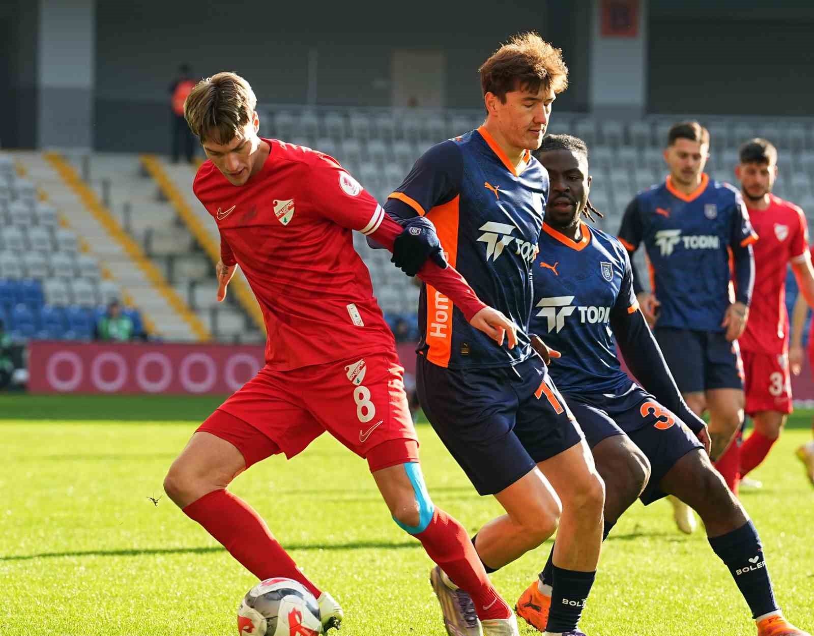 Ziraat Türkiye Kupası: RAMS Başakşehir: 0 - Boluspor: 0 (Maç devam ediyor)
