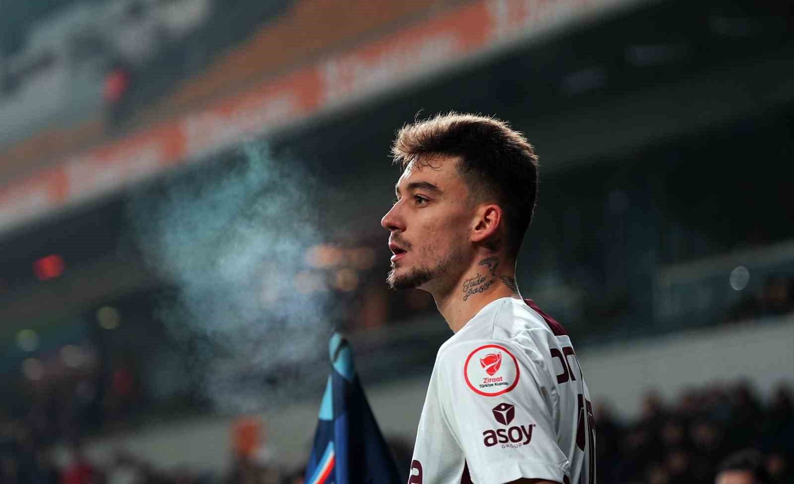 Ziraat Türkiye Kupası: RAMS Başakşehir: 0 - Trabzonspor: 1 (İlk yarı)
