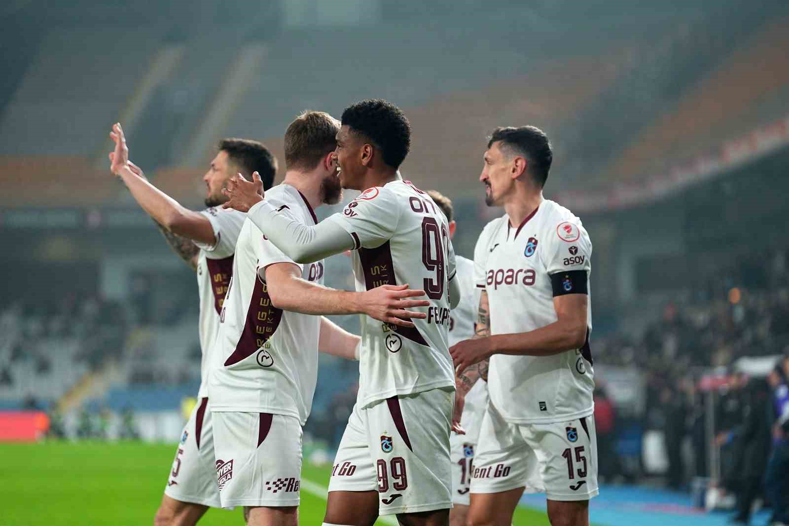 Ziraat Türkiye Kupası: RAMS Başakşehir: 0 - Trabzonspor: 1 (Maç devam ediyor)
