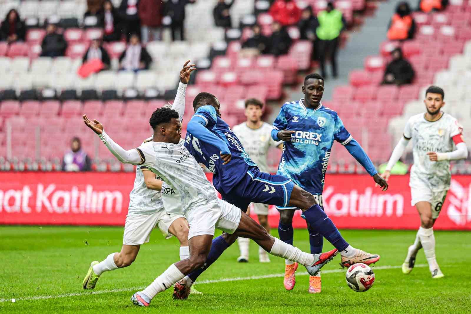 Ziraat Türkiye Kupası: Samsunspor: 2 - Bodrum FK: 0 (Maç sonucu)
Ziraat Türkiye Kupası: Samsunspor: 2 - Bodrum FK: 0 (Maç sonucu)