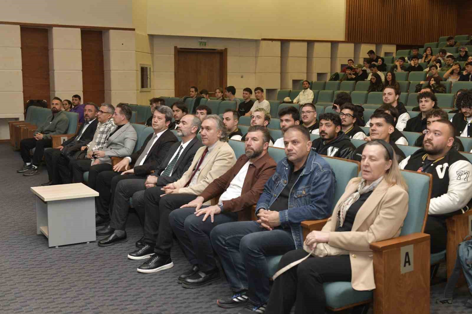 Zirvenin sahibi MSKÜ: Korumalı futbolda süper lige yükseldi
