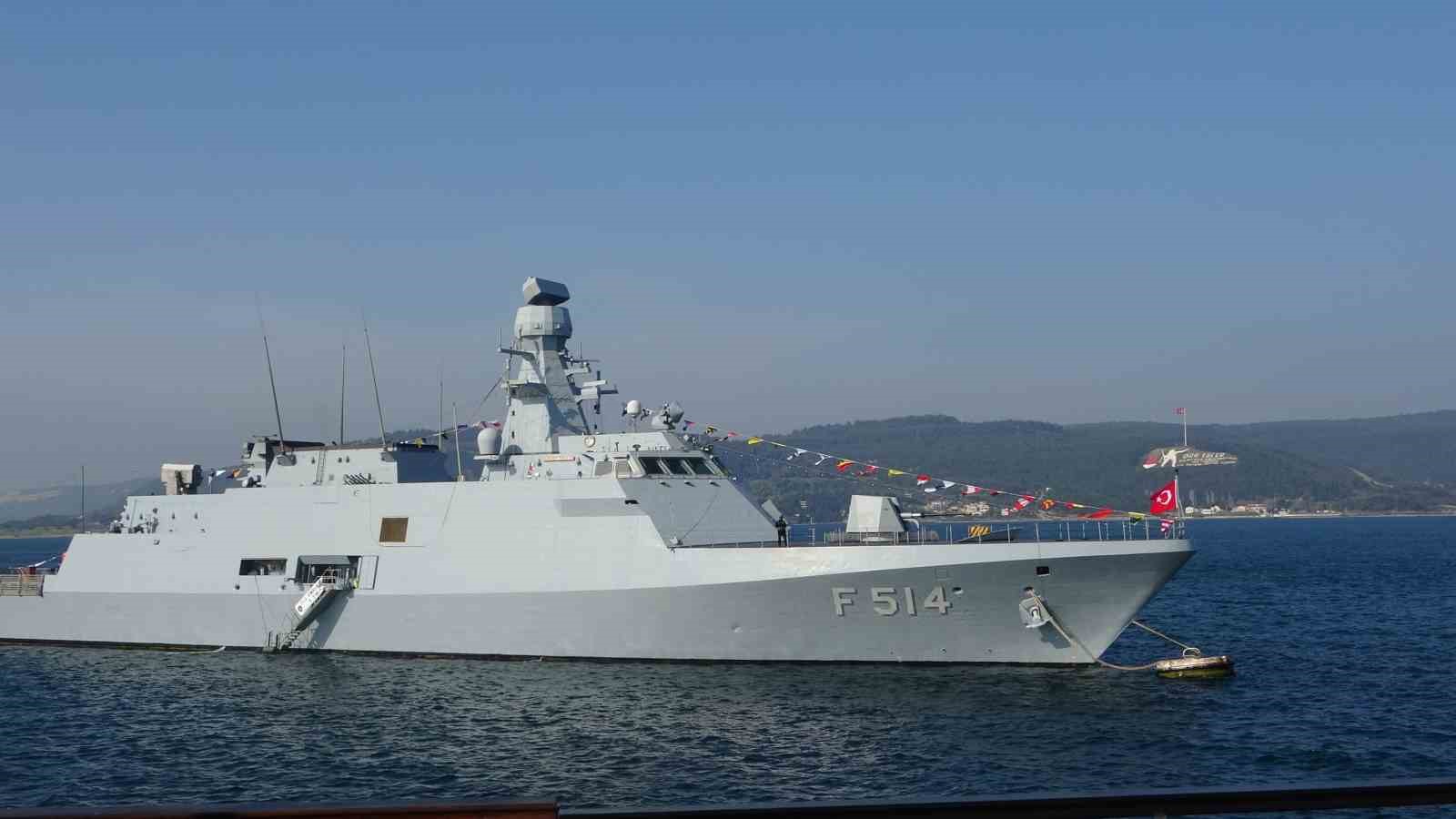 Ziyarete açılan TCG Heybeliada misafirlerini mest etti
