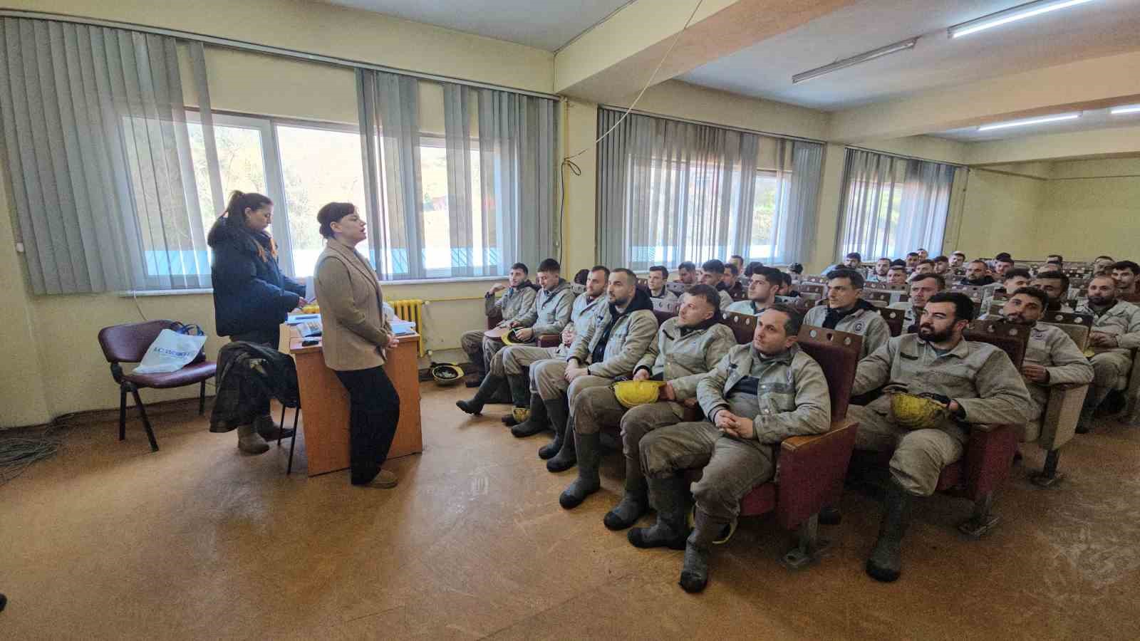 Zonguldak’ta 9 bin 200 madenciye "bağımlılıkla mücadele" eğitimi
