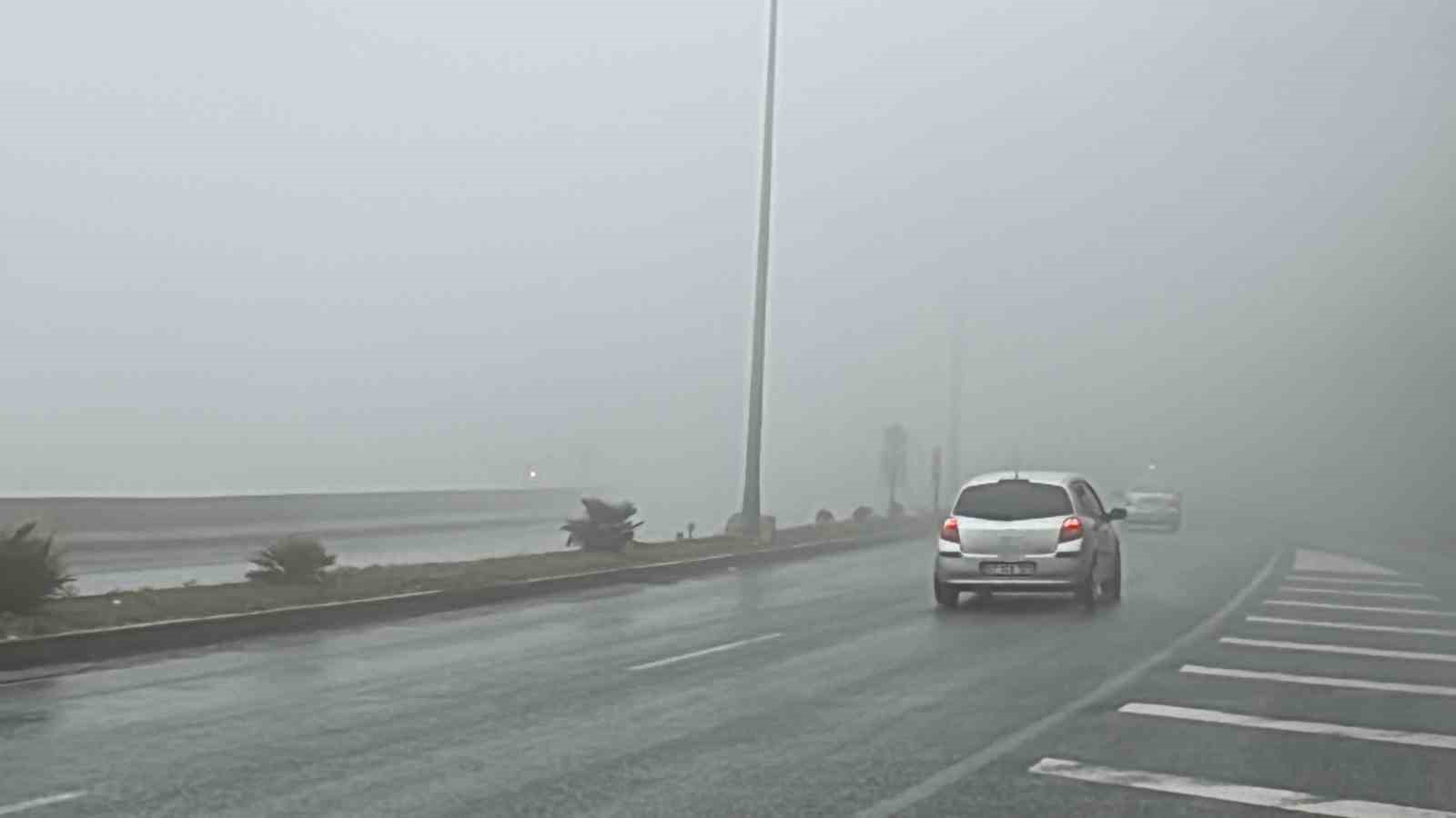 Zonguldak’ta etkili olan sis görüş mesafesini düşürdü
