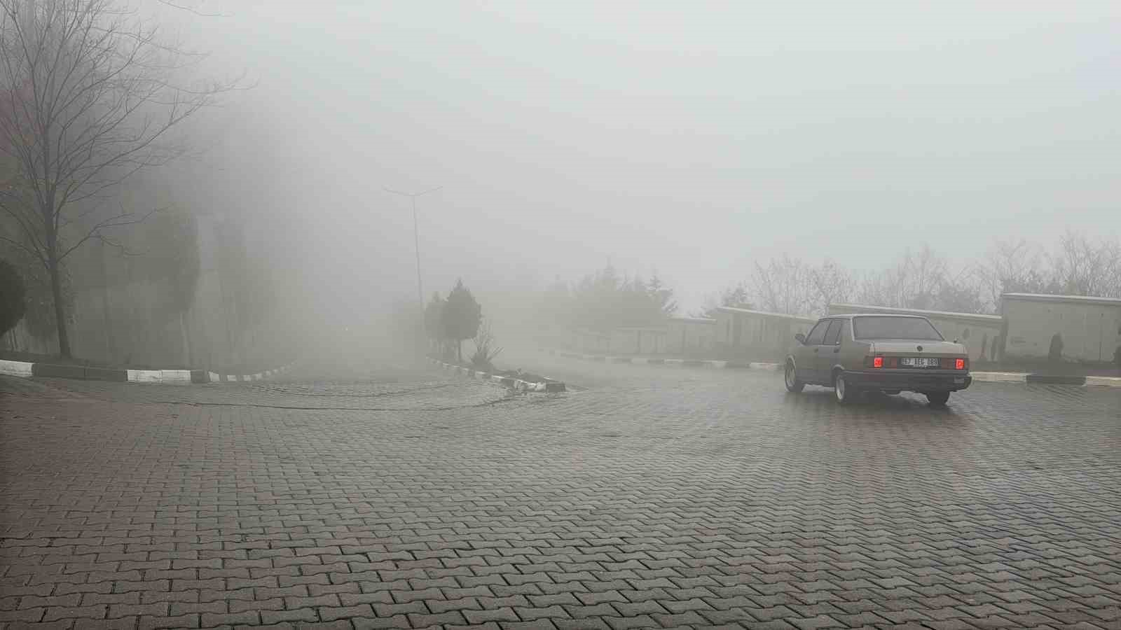 Zonguldak’ta etkili olan sis görüş mesafesini düşürdü
