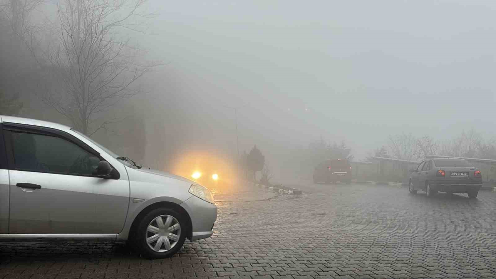Zonguldak’ta etkili olan sis görüş mesafesini düşürdü
