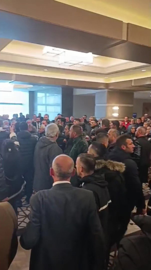 Zonguldak’ta şoförler odası seçimlerinde gergin anlar
