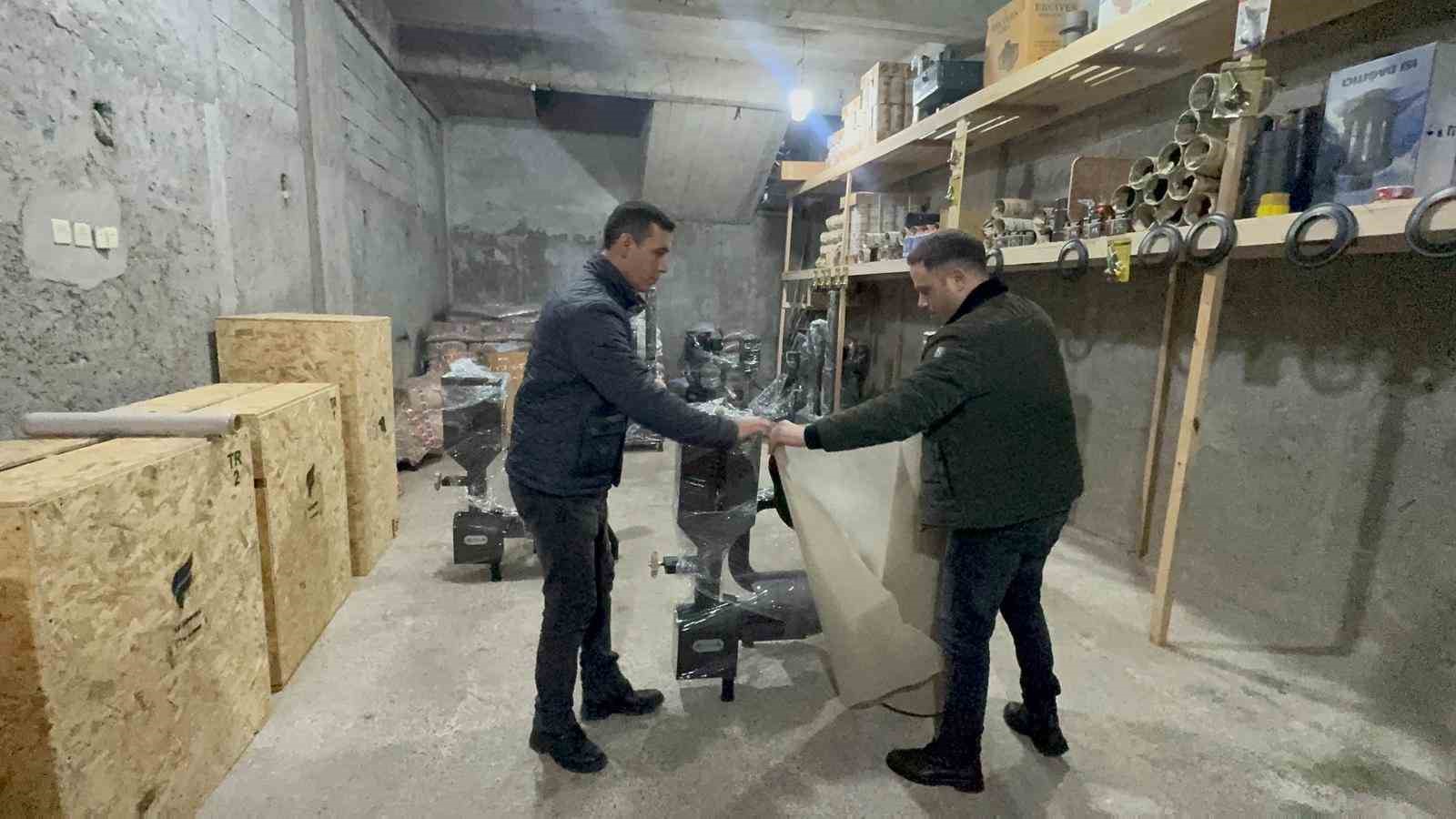 Zonguldak’tan 7 ülkeye pelet sobası ihraç eden firma siparişlere yetişemiyor
Zonguldak’tan 7 ülkeye pelet sobası ihraç eden firma siparişlere yetişemiyor