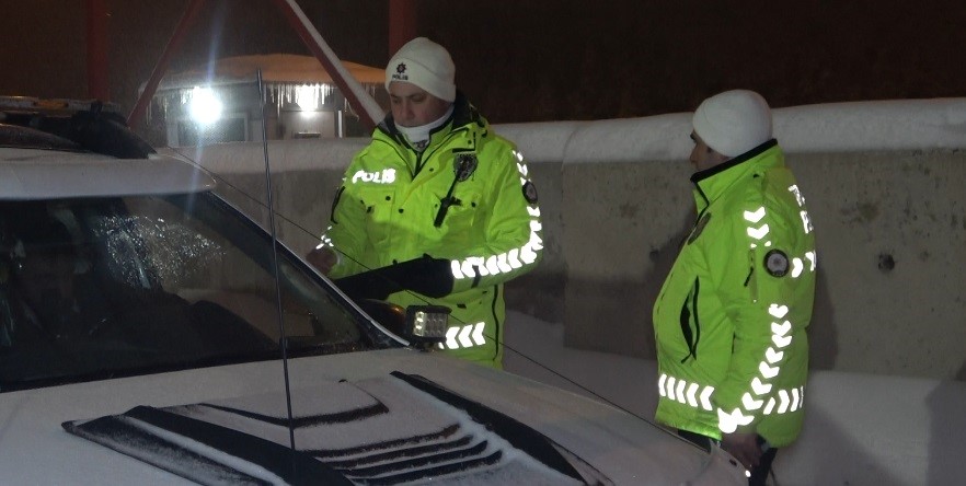 Zorlu kış şartlarına rağmen Tunceli’de yılbaşı güvenliği emniyete emanet
